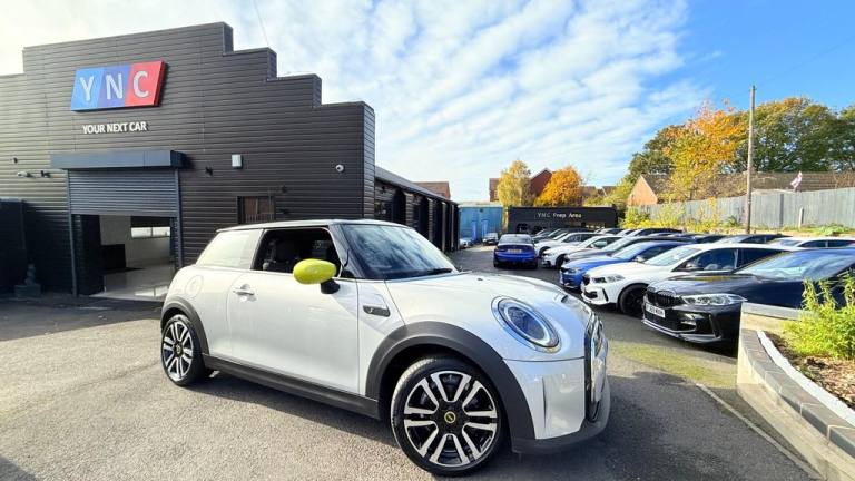 2022 MINI Electric Hatch Cooper SE 32.6kWh Level 2 Auto 3dr Hatchback ELECTRIC Automatic
