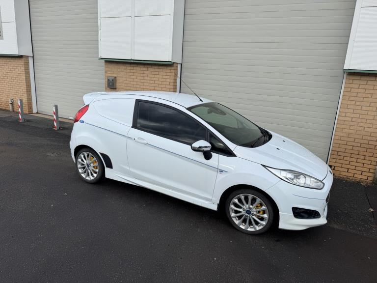 FORD FIESTA VAN 1.5 TDCi Sport 2017