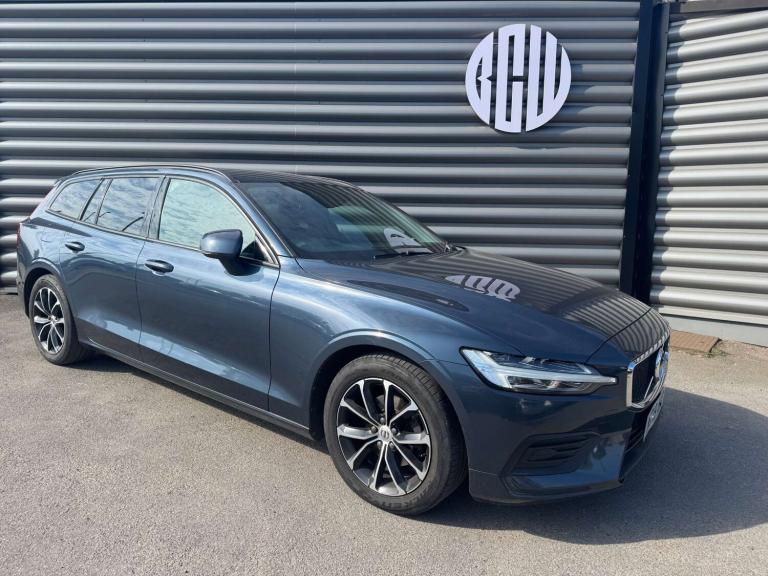 2019 Volvo V60 2.0 D4 [190] Momentum 5dr ESTATE DIESEL Manual