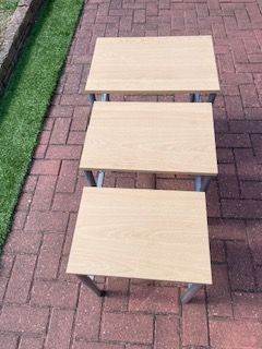 Set of Three Nesting Tables – Light Wood-Effect Top, Metal Legs