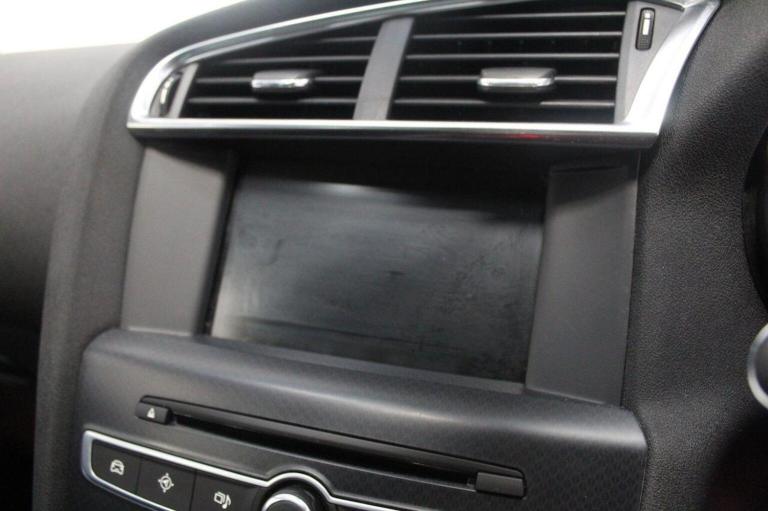 CITROEN DS4 1.6 e-HDi Airdream DStyle Nav Euro 5 (s/s) 5dr 2015
