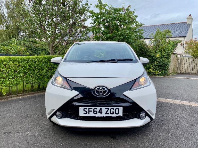 Toyota, AYGO, Hatchback, 2014, Manual, 998 (cc), 5 doors