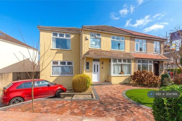 5 bedroom house in Oakley Road, Bristol, BS7 (5 bed) (#3047861)