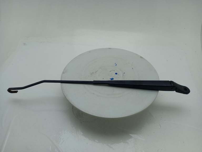 Renault Kangoo Wiper Arm Front Left 2013-2021 Van 8200409699
