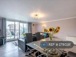 2 bedroom flat in Antilles Bay Apartments, Isle Of Dogs, London, E14 (2 bed) (#2790281)