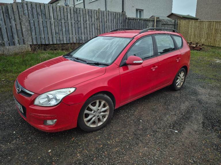 Hyundai i30 Estate. 150k. No MOT. List in description.