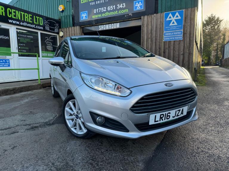 2016 Ford Fiesta 1.0 EcoBoost Titanium 5dr HATCHBACK Petrol Manual