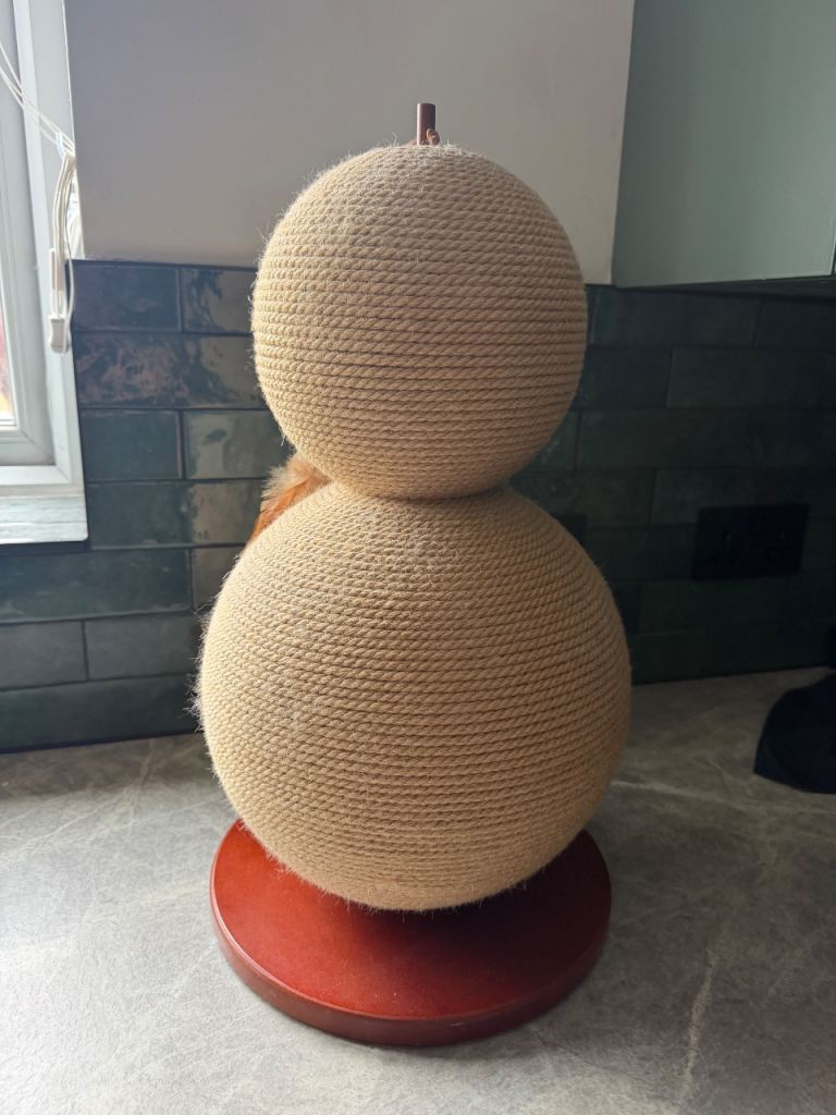 Rosewood Coriander Cat Scratching Post