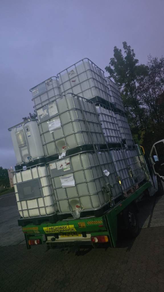 Ibc tanks / water bowsers/ liquid storage 
