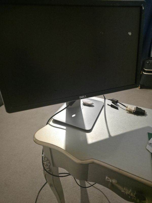 Dell Monitor – Fully Working, Light Scratches