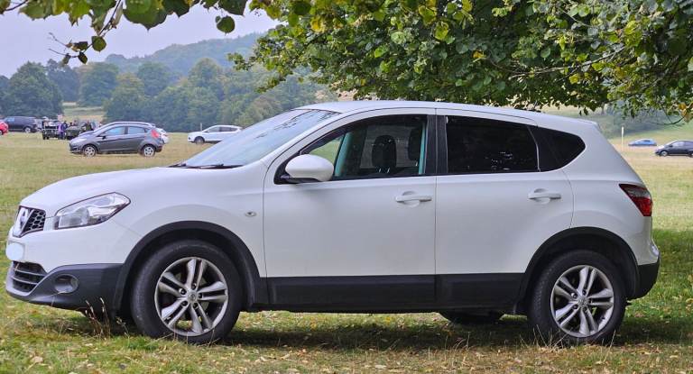 Nissan, QASHQAI, Hatchback, 2012, Manual, 1461 (cc), 5 doors