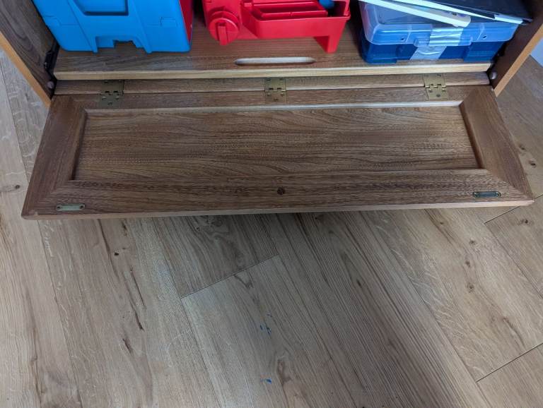 Ercol Media Unit Excellent Condition