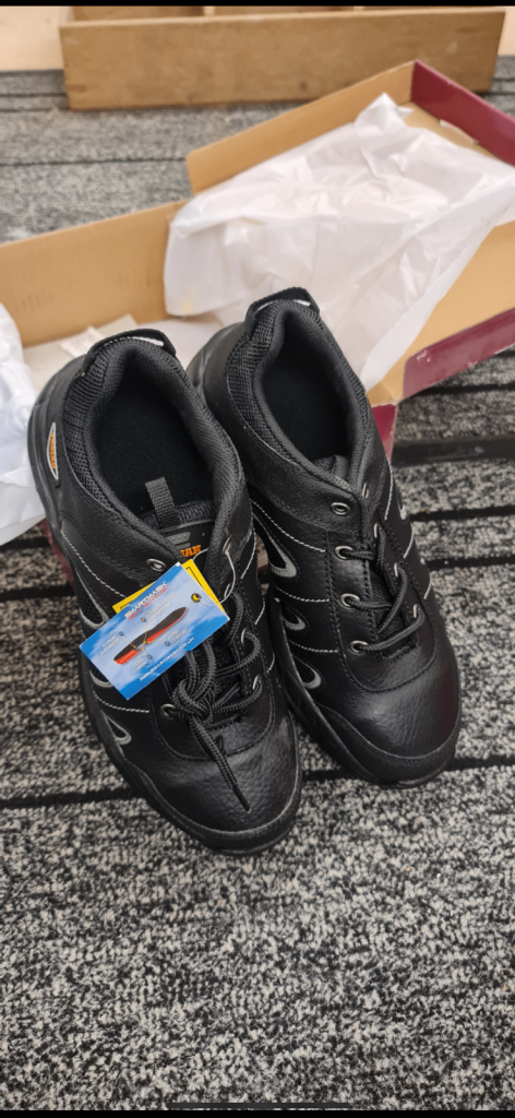 Safety foot ware trainers & boots 