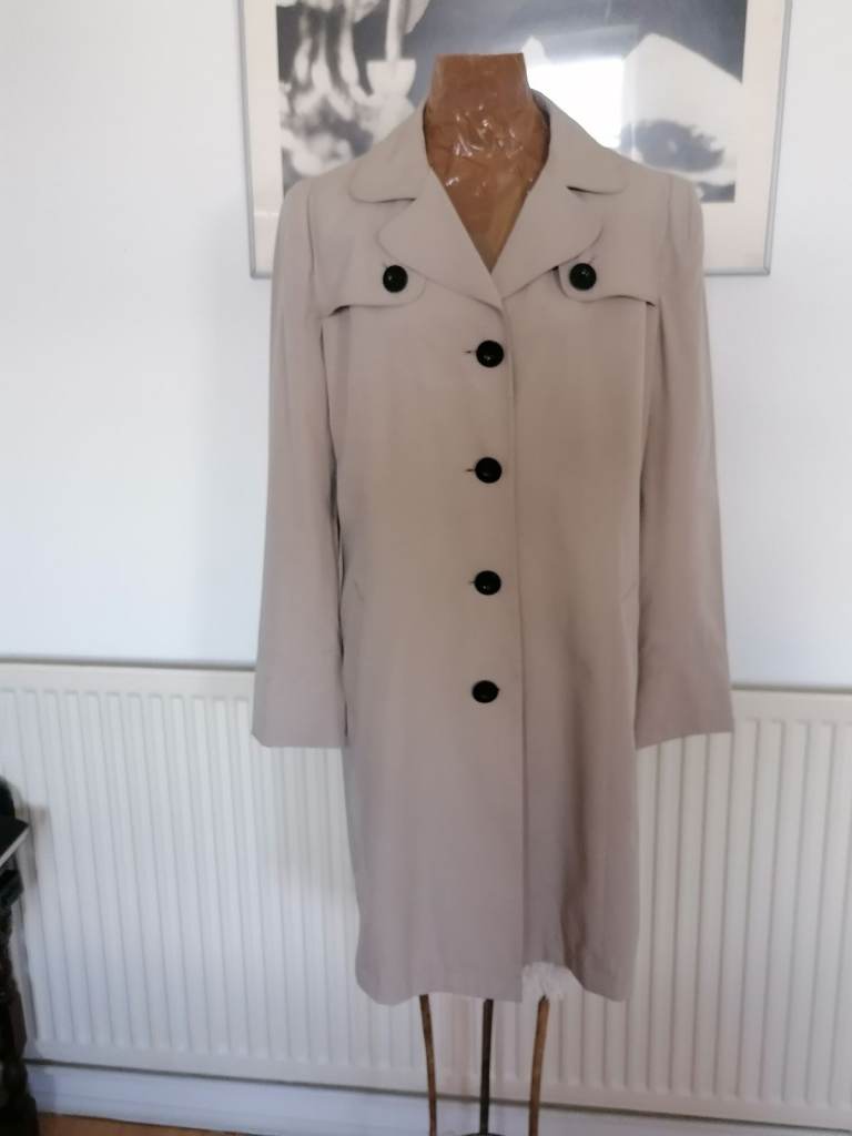 Vintage 00's HOBBS London Weatherproof Raincoat. Ladies. Ex Cond. Size UK 16.