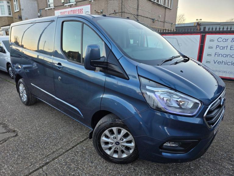 2019 Ford Transit Custom 2.0 EcoBlue 130ps Low Roof Limited Van PANEL VAN DIESEL Manual