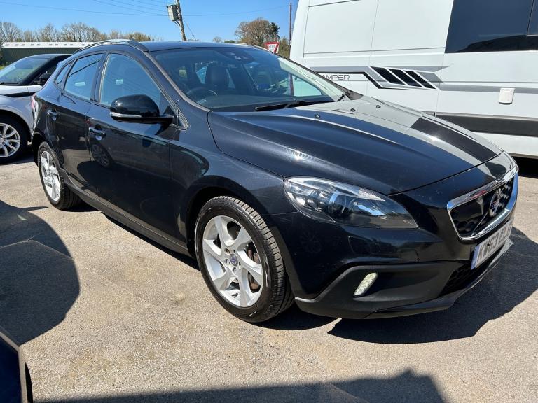 VOLVO V40 D3 CROSS COUNTRY LUX NAV 2014