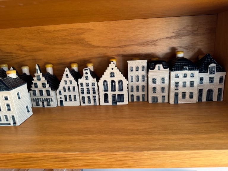 KLM BOLS DELFT CERAMIC MINIATURE DUTCH HOUSES 