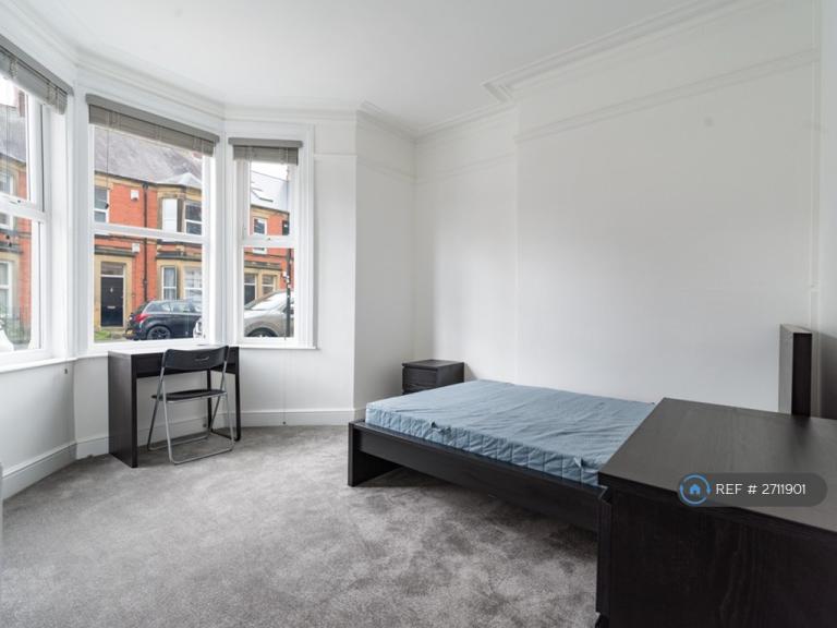 3 bedroom flat in Coniston Avenue, West Jesmond, Newcastle Upon Tyne, NE2 (3 bed) (#2711901)