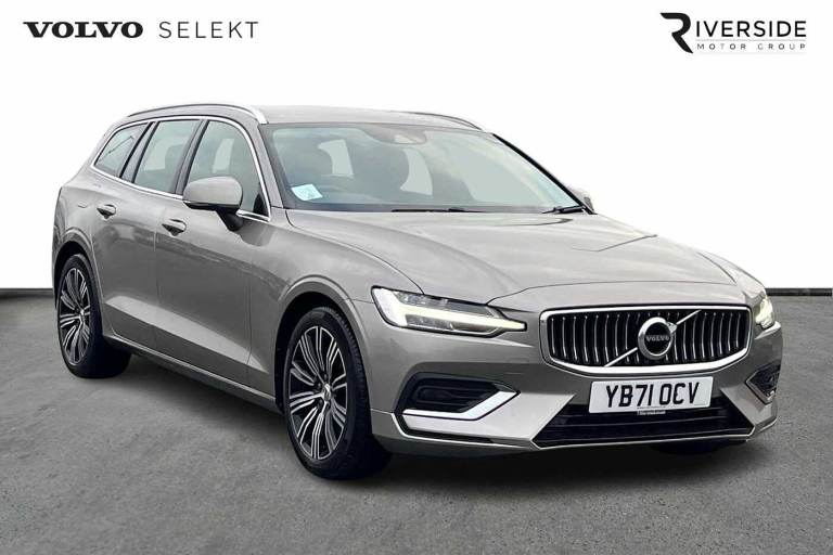 2022 Volvo V60 Inscription, B3 mild hybrid Estate Petrol Automatic