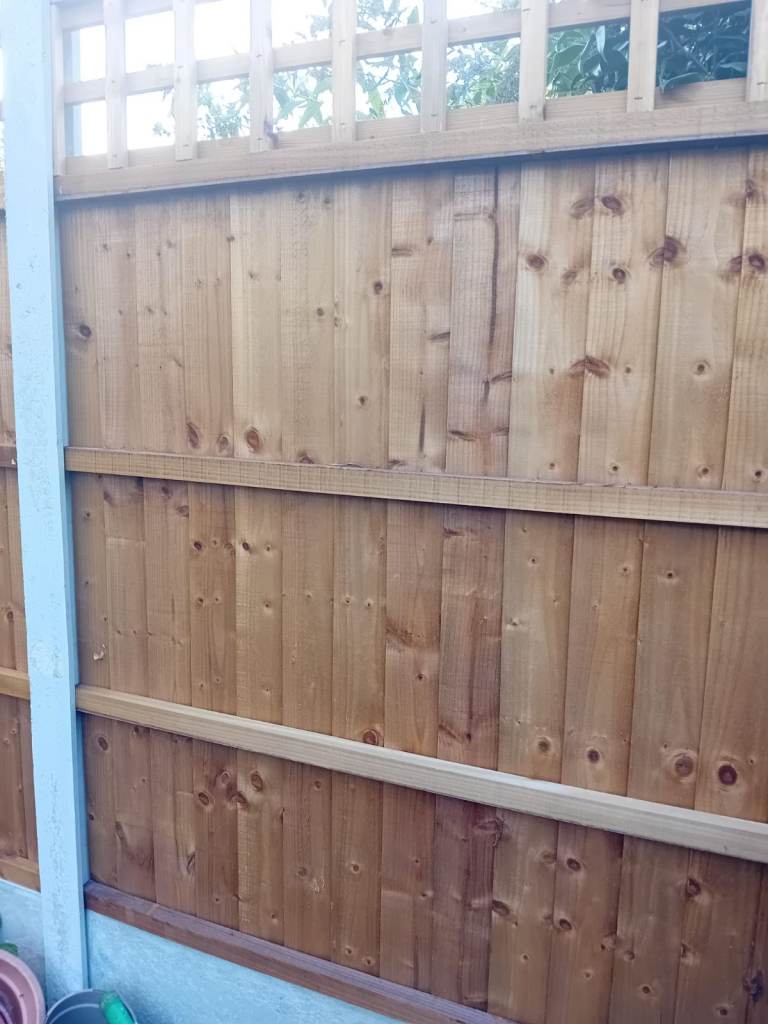 Quality fence section 3/4 width 
