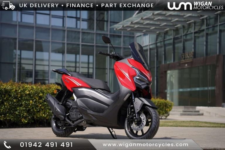 NEW MGB AMAX 125cc Automatic Scooter Learner Legal City Commuter Excellent MP...