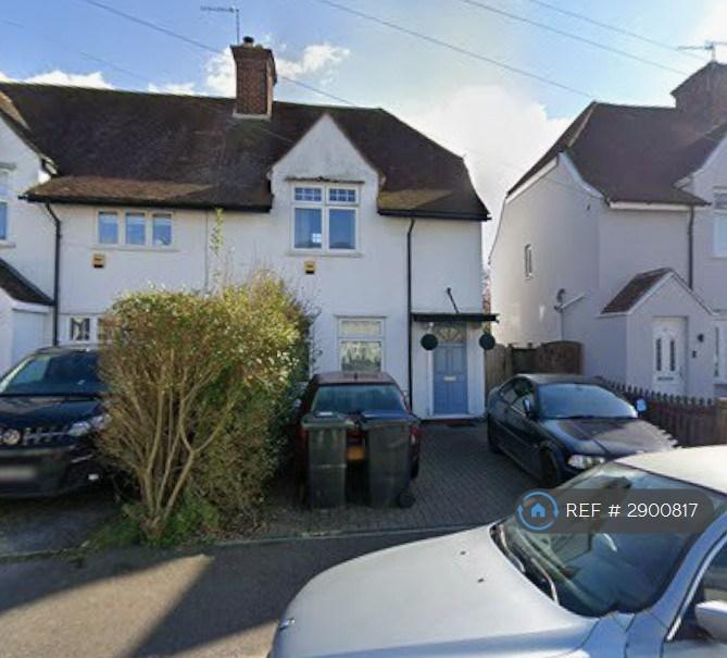 2 bedroom house in Caillard Road, West Byfleet, KT14 (2 bed) (#2900817)