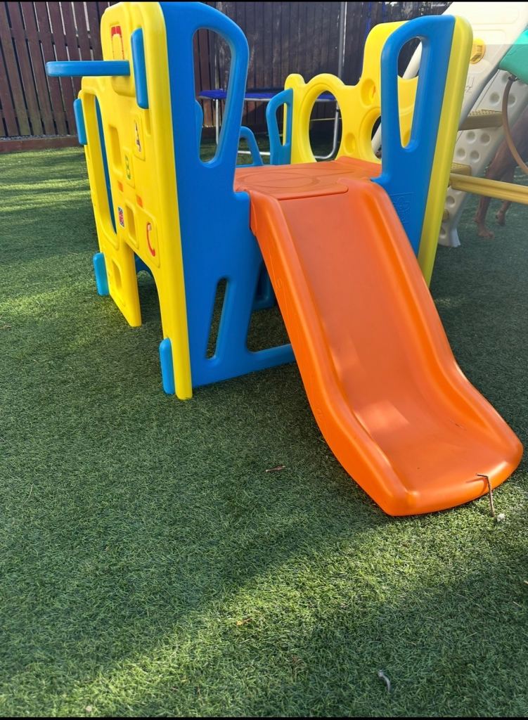 Grown n up slide set 