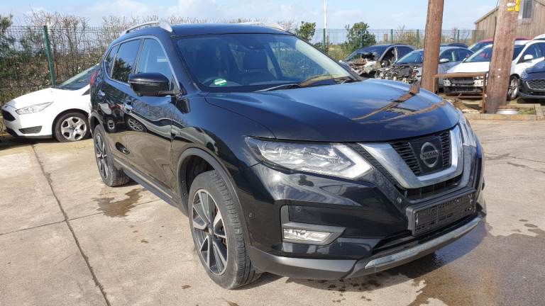 *For breaking** Nissan X-Trail Tekna, 1.6 diesel 6 speed manual (2018).