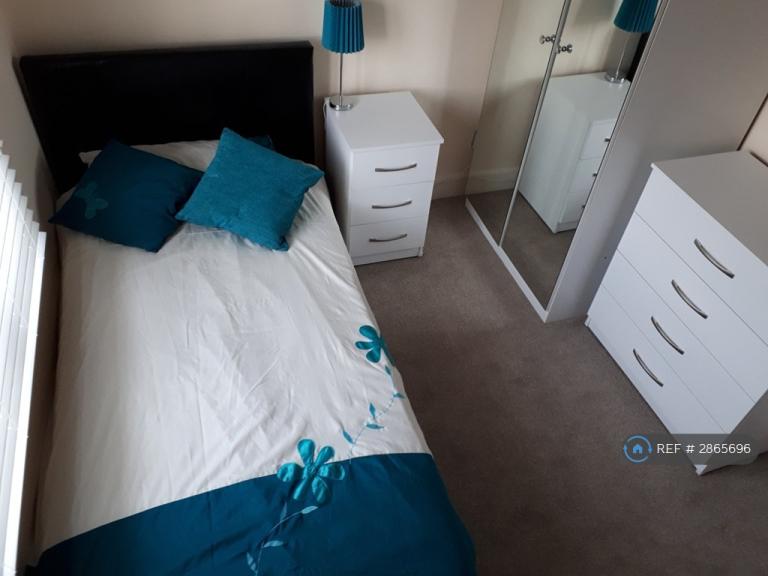 1 bedroom in Bradgate Road, Bedford, MK40 (#2865696)