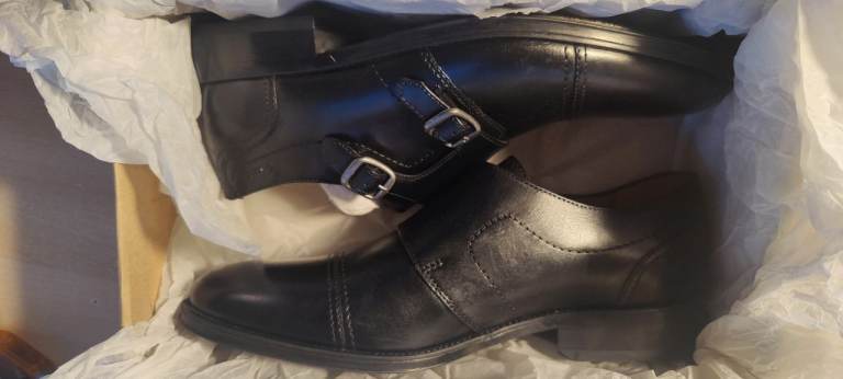 New Clarks men's formal black leather shoes  UK 8 G wide fitting