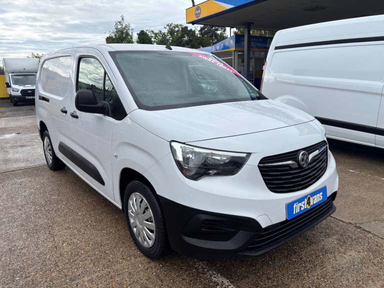 2024 Vauxhall Combo 2300 1.5 Turbo D 100ps L2 H1 Prime ** SAMEDAY DRIVE-AWAY ** PANEL VAN Diesel ...