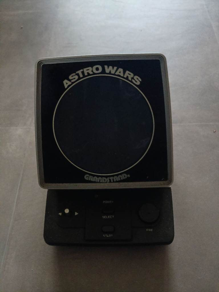 *** Grandstand Astro Wars and Scramble Retro Console Games And  Nintendo Wii  *** £50 Icarus FREE