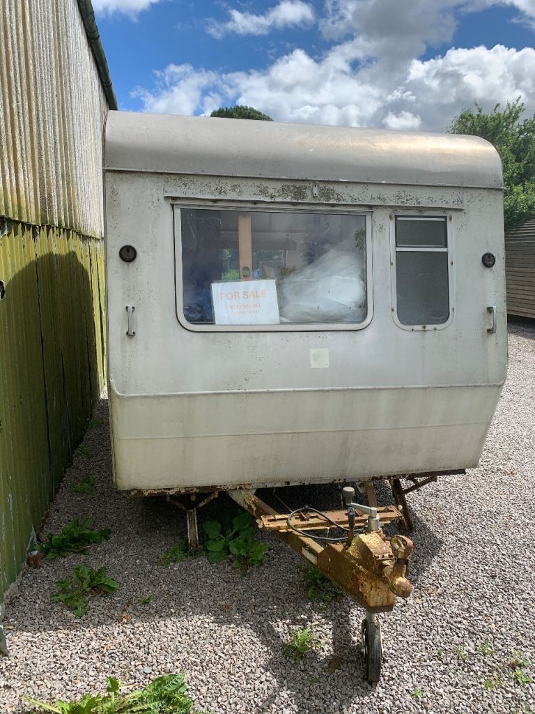 Vintage Grey Caravan – Needs Restoration