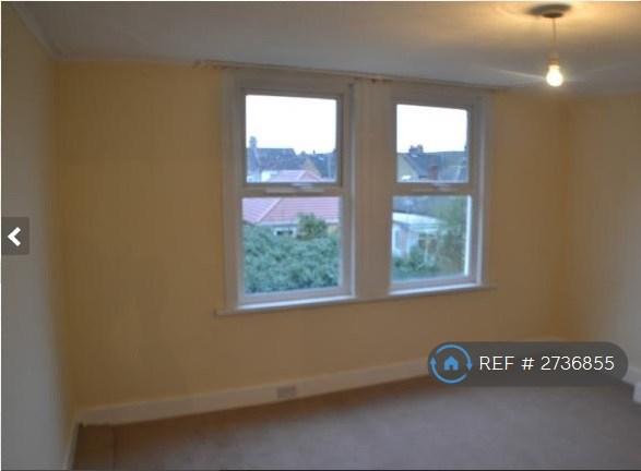 3 bedroom flat in Eastcote Road, Harrow, HA2 (3 bed) (#2736855)