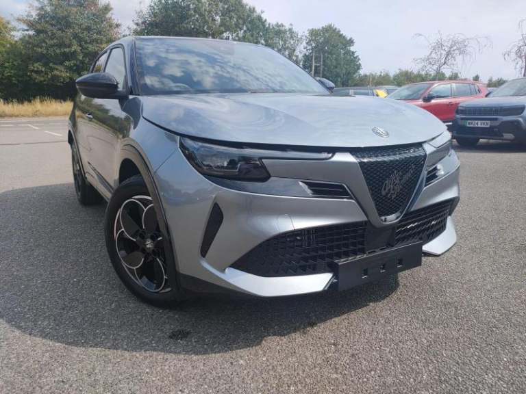 2025 Alfa Romeo Junior 1.2 Turbo Ibrida 5dr Auto HATCHBACK PETROL Automatic