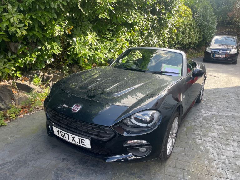 Fiat, 124 SPIDER, Convertible, rare top spec Lusso Plus +
