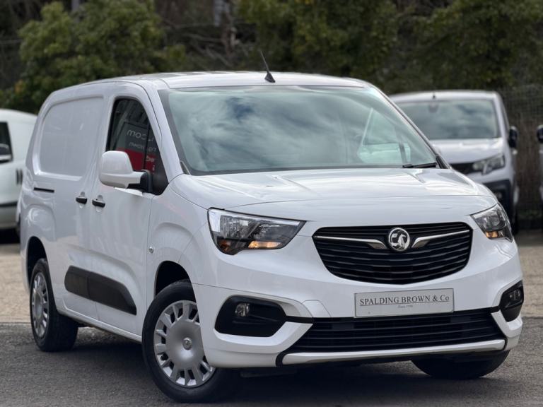 2021 Vauxhall Combo 1.5 Turbo D 2300 Sportive Panel Van 4dr Diesel Manual L2 H1 Euro 6 (100 ps) P...