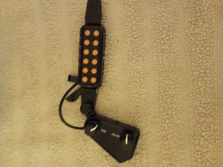 Acoustic Guitar Soundhole Pickup with Volume and Tone Controls
