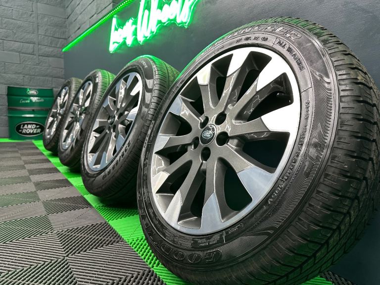 Land Rover Freelander 2 19 inch Metropolis alloy wheels - brand new diamond cut & 7mm+ tyres!