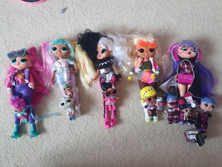  LOL OMG and Minis plus Accessories