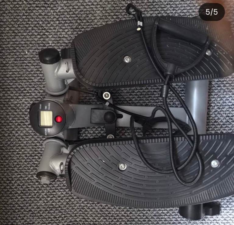 FREE Mini Stepper with Resistance Bands – Good Condition