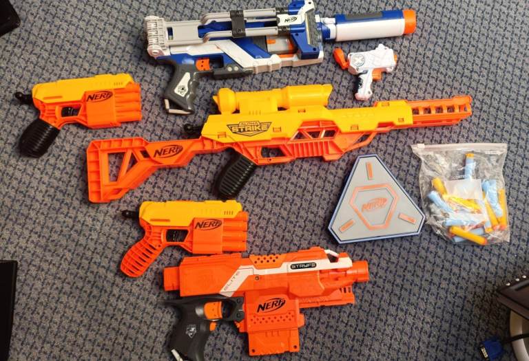 Nerf Blaster Bundle with Darts – Good Condition