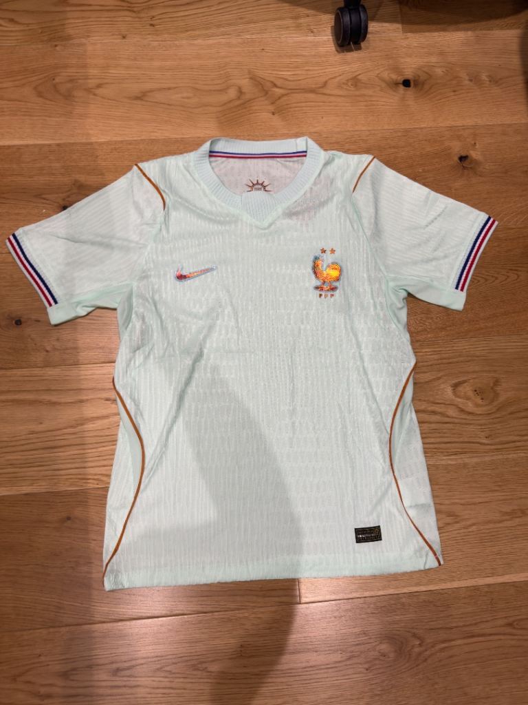 Nike France Football Shirt – Light Green, As Good As New
