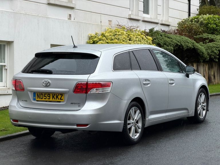 Toyota Avensis T4 D-Cat 2.2Diesel  (Automatic) 8 Months Mot 2009 Model 