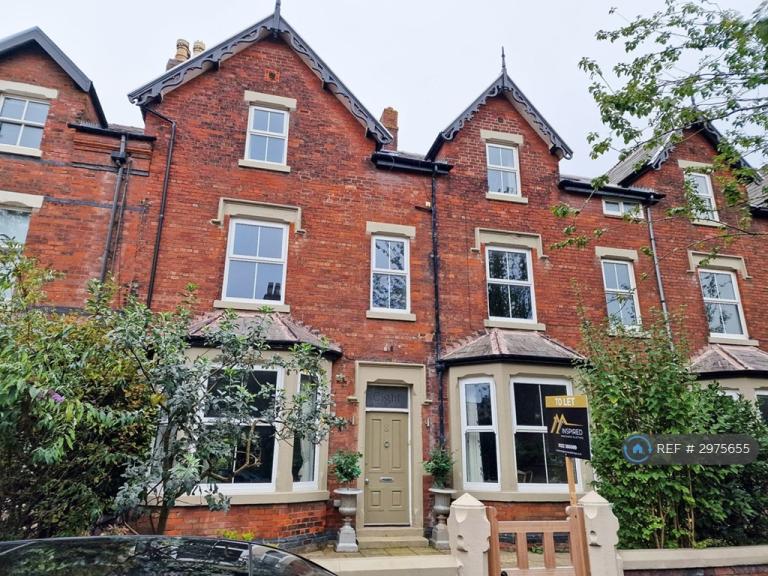 5 bedroom house in Cecil St, Lytham St Annes, FY8 (5 bed) (#2975655)