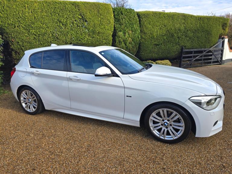 BMW 1 SERIES 118i M SPORT - AUTOMATIC - 5 DOOR - 2012 - WHITE **LOW MILES**