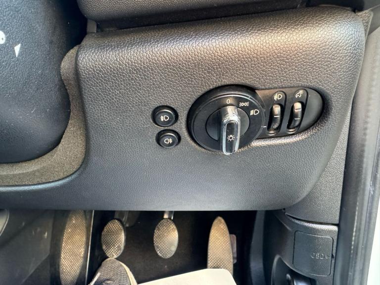 2016 MINI Hatch 1.5 Cooper 3dr HATCHBACK Petrol Manual