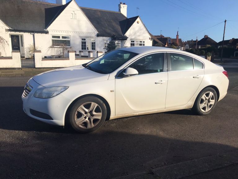 Vauxhall, INSIGNIA, Hatchback, 2010, Manual, 1796 (cc), 5 doors