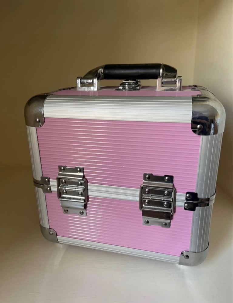 Beauty boxes pink and silver cosmetics make-up beauty case Case with Compartments