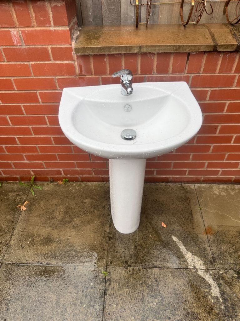Bathroom sink for sale 
